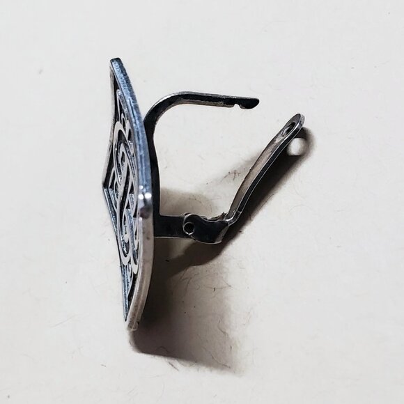 Vintage Sterling Silver Celtic Knot Earrings - Picture 4 of 5